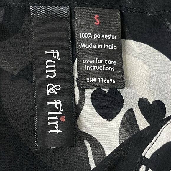 Fun & Flirt Skull Button Down Womens Small Sheer Gothic Whimsigoth Heart - Picture 5 of 10
